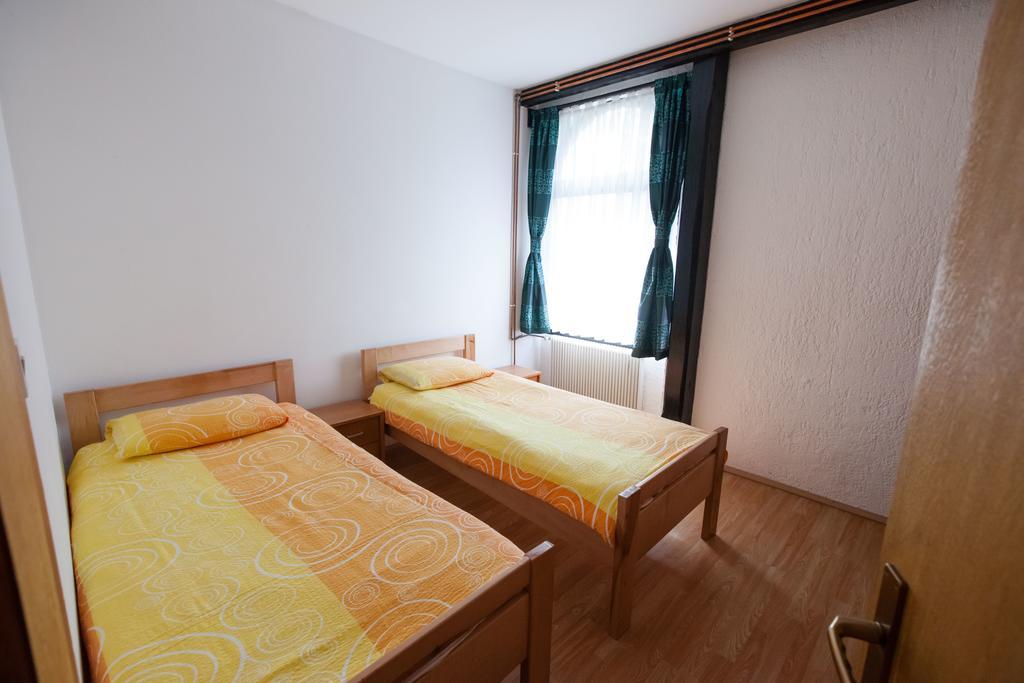 Apartment Licka Vodenica Josipdol Zimmer foto
